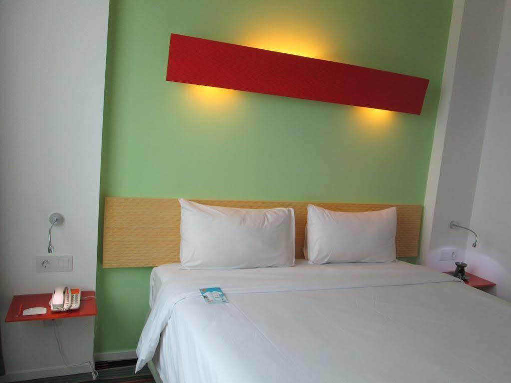 Harris Hotel & Convention Festival Citylink Bandung Extérieur photo